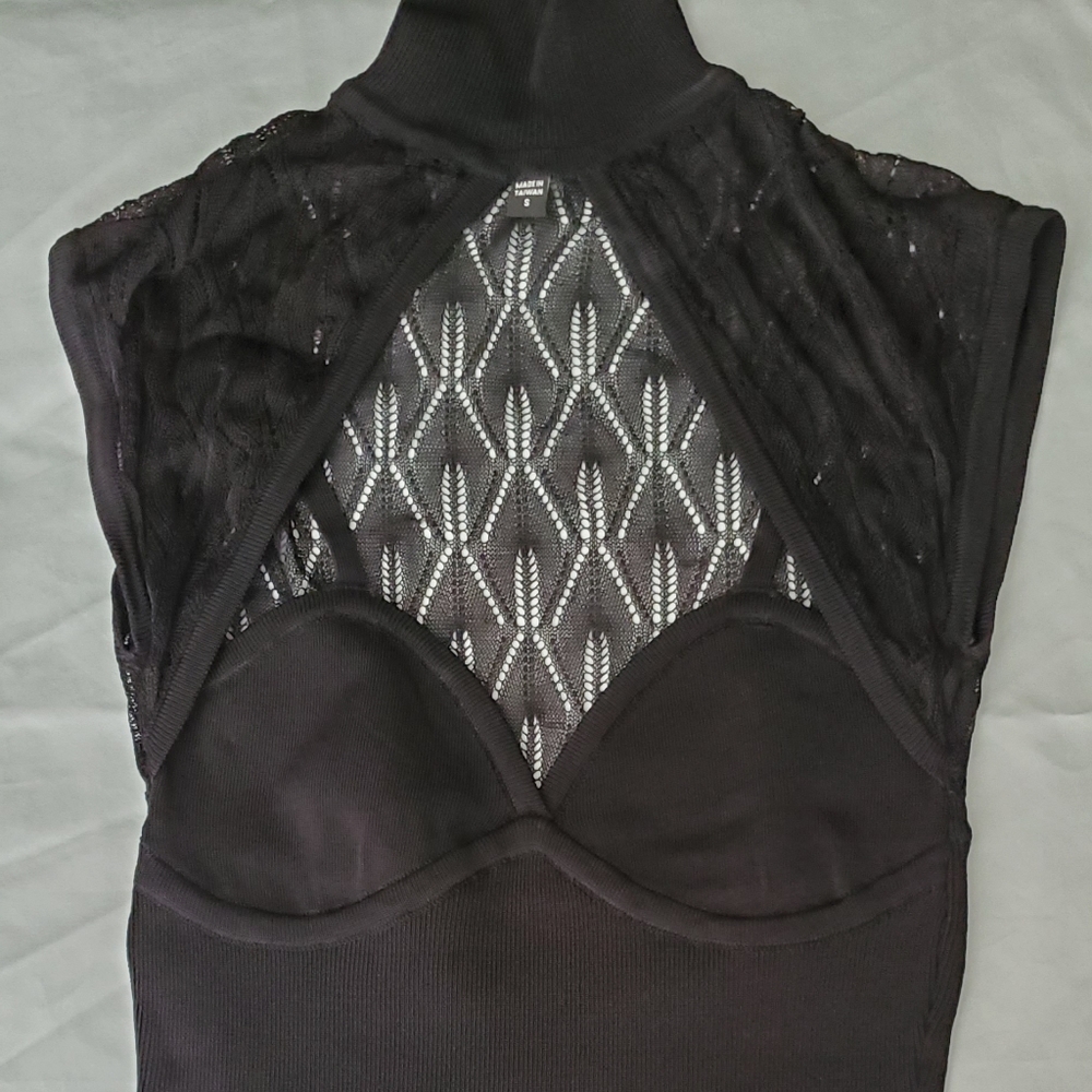 Babe Black Sleeveless Top